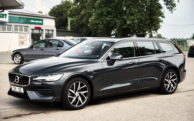 Volvo V60 cena 96800 przebieg: 152000, rok produkcji 2019 z Wyszogród małe 379